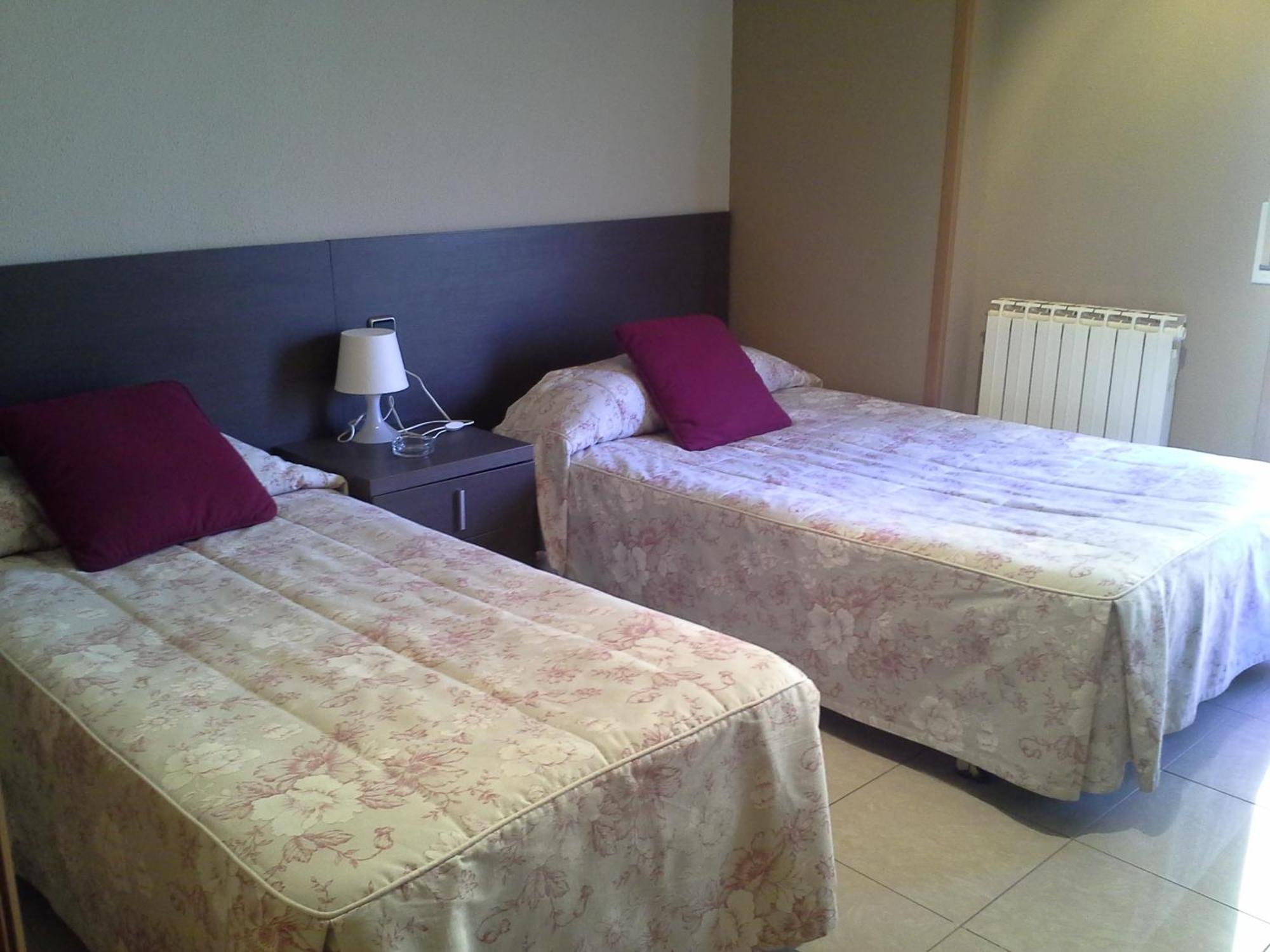 Hostal Cafeteteria Goya Μπαρμπάστρο Δωμάτιο φωτογραφία